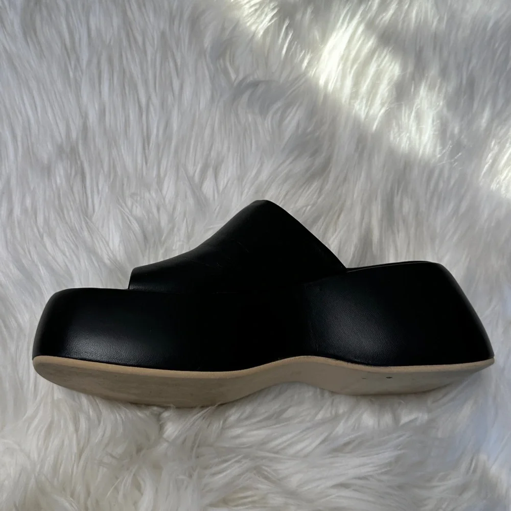 Mature Alina Black Sandal size 36/ size 6 US - Picture 8 of 13